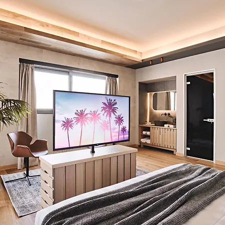 Apartahotel Cama Luxury *