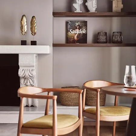 Cama Luxury Hotel de apartamente